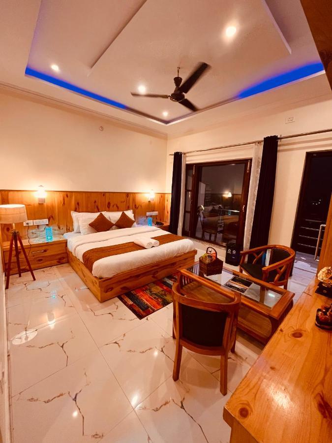 Hotel Kempty - A Boutique Hotel, Массури Экстерьер фото
